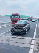 支撑多屏互动、语音帮手AI大模子、车等功能